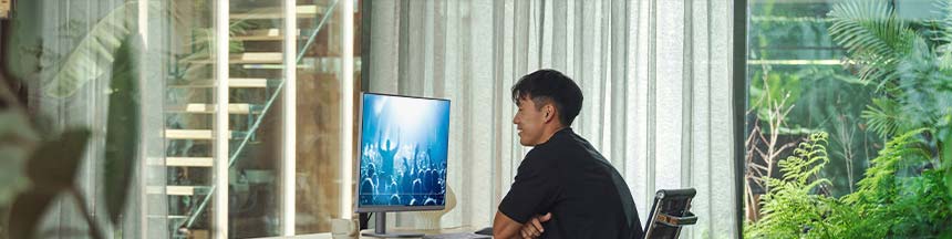 HP 옴니스튜디오 X 일체형 데스크탑 PC 32-c1001kr(B7VT8PA